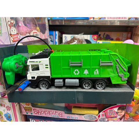 Mã 658 - Xe ô tô môi trường điều khiển từ xa chạy 4 chiều, có nhạc và đèn phát sáng, sử dụng pin sạc