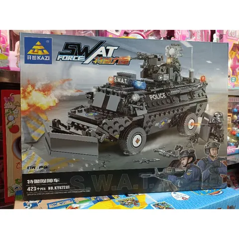 Hộp lê gô lắp ghép mô hình xe ô tô SWAT KY67281