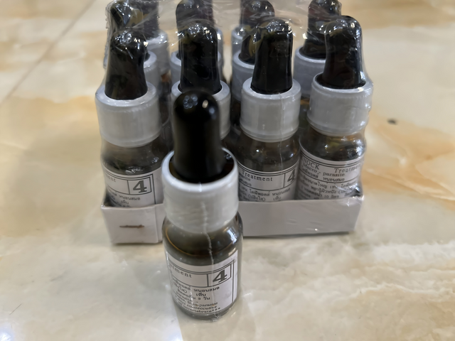 Bio Knock 1, 2, 3, 4 - Bộ Sản Phẩm Chuyên Dùng Phòng Bệnh Nấm Cho Cá Cảnh - 30g Từ Thái Lan