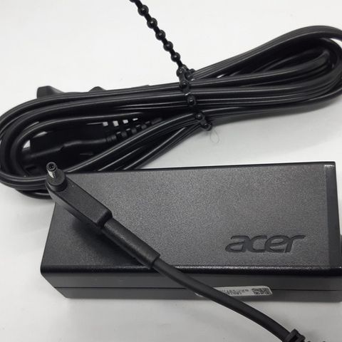 Sạc Acer 2.37A 65W Chân Nhỏ 3.0*1.1mm - Phụ Kiện Máy Tính Chính Hãng, Bảo Hành 12 Tháng