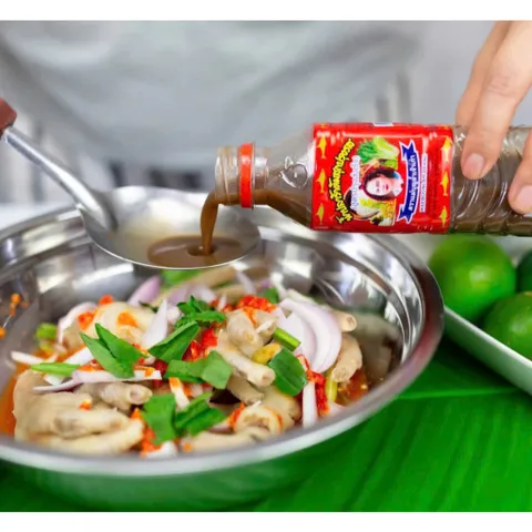 Mắm trộn gỏi đu đủ Somtum Thái Lan Bà Đẹc cao cấp 400ml - Gia vị chuẩn Thái cho món ăn ngon, đạt tiêu chuẩn GMP và HACCP