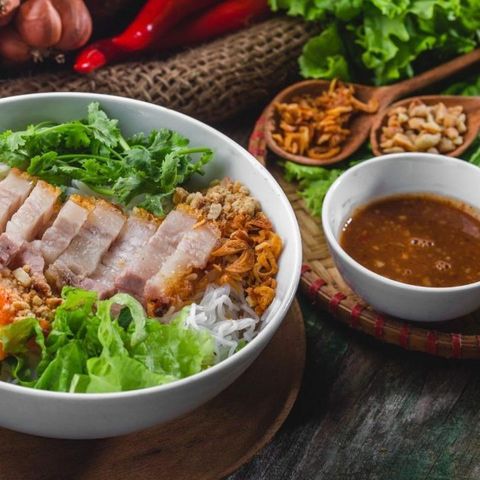 Mắm Cá Cơm Pha Sẵn 250ml Phú Yên - Đậm Đà Hương Vị Qua Bàn Tay Nghệ Nhân, Ăn Kèm Thịt, Rau Sống, Dưa Leo
