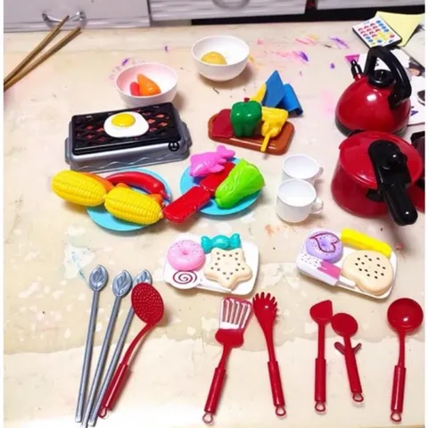 Đồ chơi nấu ăn cho bé Mini Kitchen 36 chi tiết - Màu đỏ - Mô phổng dụng cụ nhà bếp - thegioidochoi1104