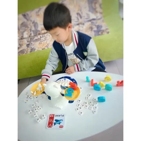 Bàn cân toán học thăng bằng Mèo phi hành gia kèm bộ chữ cái đồ chơi toán học phát triển tư duy cho bé