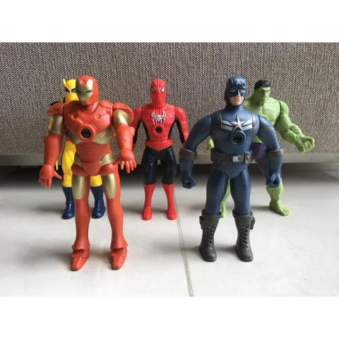 SET 5 siêu anh hùng Avenger có đèn TPHCM
