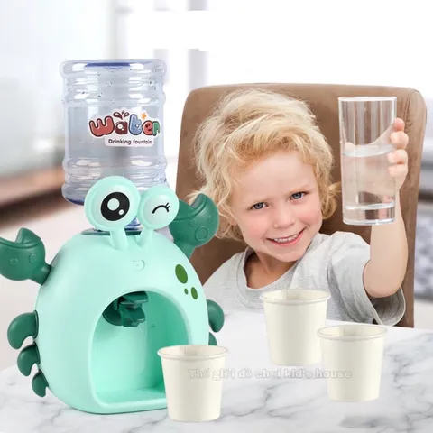Bình lọc nước uống cho bé hình cua dễ thương nhựa an toàn TPHCM