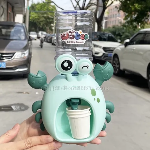 Bình lọc nước uống cho bé hình cua dễ thương nhựa an toàn TPHCM