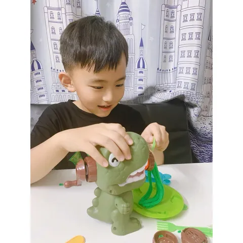 Đồ chơi đất nặn làm mì, khủng long Fancy Clay, 26 chi tiết kèm khuông và đất sét, thế giới đồ chơi 1104