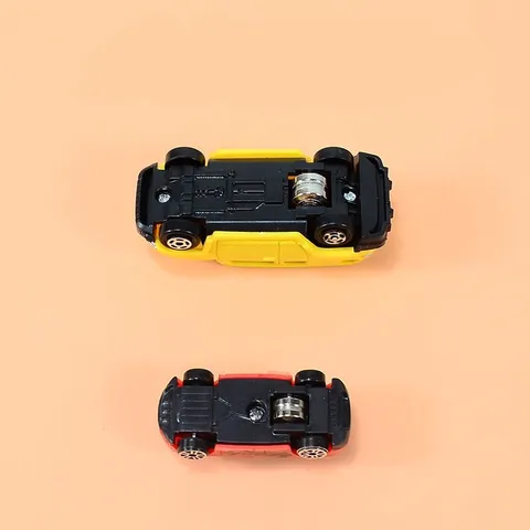 SET 4 xe ô tô mini chơi kèm với đường hầm khủng long sư tử bãi đậu xe ô tô