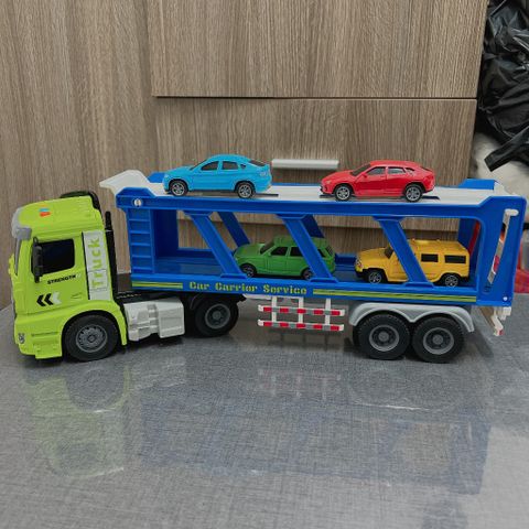 Xe tải đồ chơi chở ô tô con, chức năng chạy đà, hiệu ứng âm nhạc vui nhộn, thế giới đồ chơi 1104