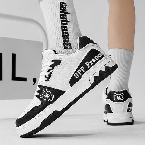 Giày nam sneaker GN06M OQQQ Gấu trắng đen - Giày thể thao thời trang dễ phối đồ cho học sinh, đi chơi, đi làm