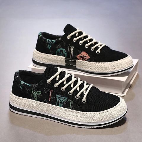 Giày sneaker nam Mã 525D Thổ Cẩm phong cách trẻ trung - Thiết kế độc đáo, êm ái, bền bỉ, phù hợp đi học và đi chơi
