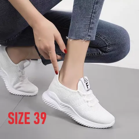 Giày thể thao sneaker nữ đẹp - Thanh lý hàng lẻ size số 2, giá sốc, hàng chất lượng, giao đúng đơn, mẫu mã đa dạng.