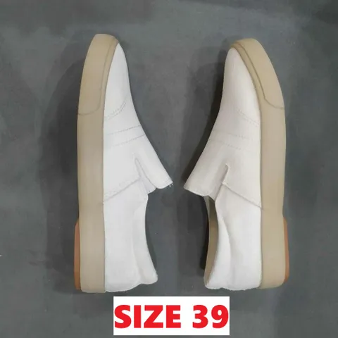 Giầy Lười Nam HUANY Vải Trắng Slip-On Thời Trang Đi Làm Đi Chơi - Phong Cách Năng Động Lịch Sự, Size 38-43