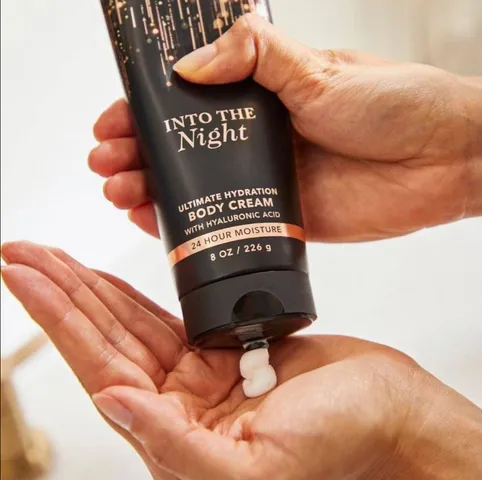 Kem Dưỡng Thể Bath & Body Works Into The Night 226G