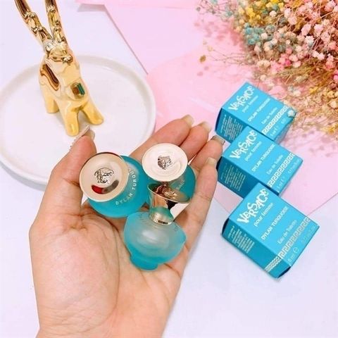 Nước Hoa Versace Pour Femme Dylan Turquoise 5ml - Hương Quả Tươi Mát & Hoa Cỏ Quyến Rũ - Lựa Chọn Sang Trọng Cho Phái Đẹp