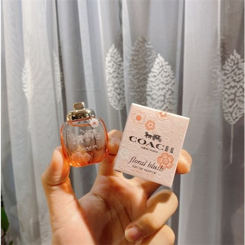 Nhí - Nước Hoa Coach Flora Blush Eau De Parfum 4,5ml - Hương Nữ Tính, Quyến Rũ, Thích Hợp Cho Mọi Dịp Tiệc