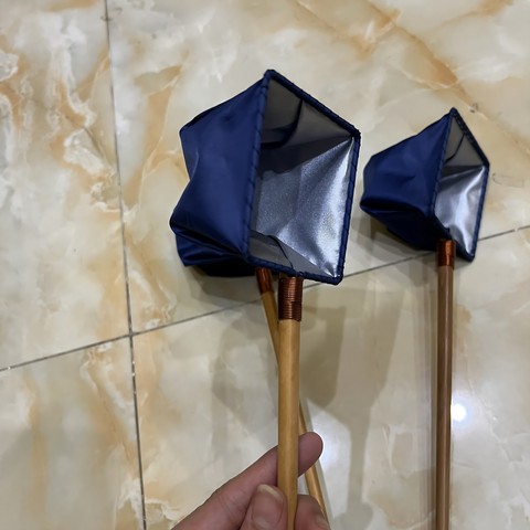 Vợt Show Cá Cảnh Chống Sốc - Vợt Nước 7x7 cm Cho Guppy & Betta - Màu Sắc Ngẫu Nhiên, Thiết Kế Thân Thiện Với Cá