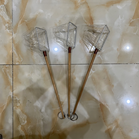 Vợt Show Cá Cảnh Chống Sốc - Vợt Nước 7x7 cm Cho Guppy & Betta - Màu Sắc Ngẫu Nhiên, Thiết Kế Thân Thiện Với Cá