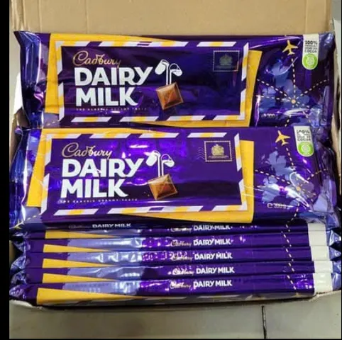 Socola Cadbury Dairy Milk Wholenut 300G