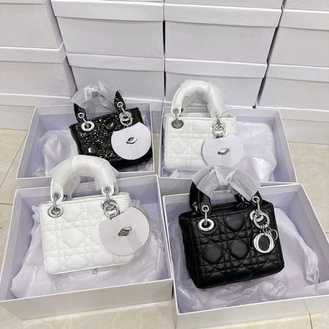 Túi chữ Đ mini size 14cm da trơn mềm fullbox hàng QC cao cấp