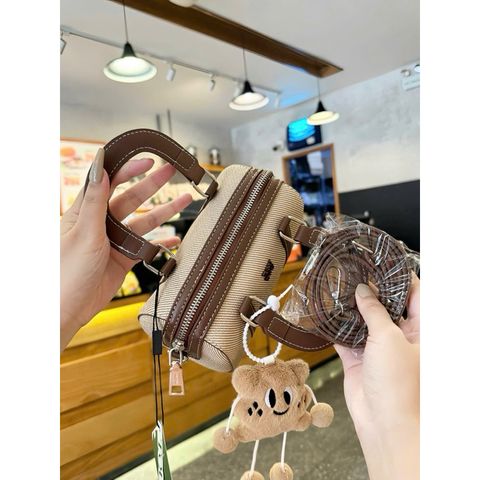 Túi Trống Toutou Size 18 - Túi Xách Nữ Kèm Charm Bông Mây & Dây Đeo Chéo Phong Cách Trẻ Trung, Tiện Lợi, Hàng Quảng Châu Cao Cấp