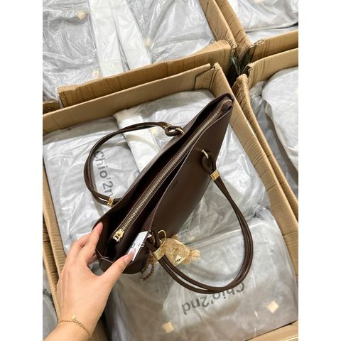 Túi Công Sở Chio Size 32 Dây Đôi Da Trơn Kèm Tag Gấu - Túi Xách Nữ Cao Cấp Sang Trọng, Thời Trang Dạo Phố