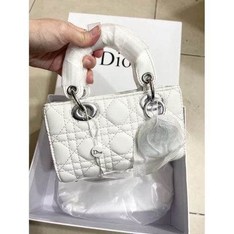 Túi Xách Nữ D-Joy Dáng Dài Tag Bạc Size 18-22cm Túi Quảng Châu CC