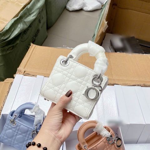 Túi chữ Đ mini size 14cm da trơn mềm fullbox hàng QC cao cấp