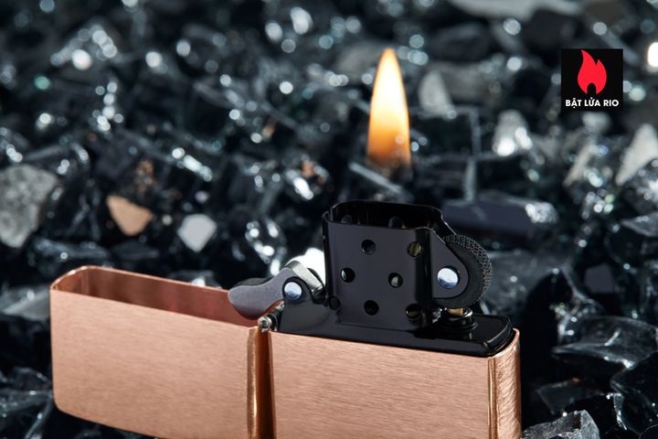 Bật Lửa Zippo Đồng Đỏ Nguyên Khối 48107 - Vỏ Đồng Nguyên Khối, Ruột Thép Không Gỉ Mạ Đen, Quà Tặng Cao Cấp 2022