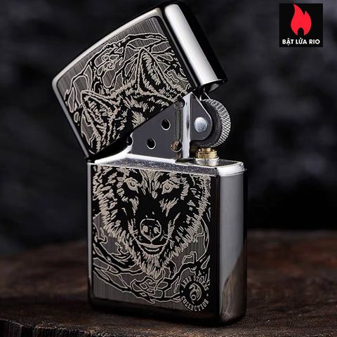 Bật Lửa Zippo 49443 - Hình Mặt Sói Anne Stokes – High Polish Black, Chống Gió, Hàng Nhập Khẩu Mỹ, Bảo Hành Trọn Đời