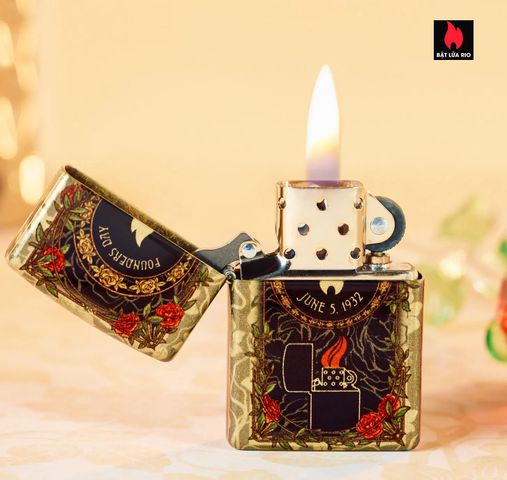 Bật Lửa Zippo 46774 - Bộ Sưu Tập Ngày Sáng Lập 2025, Đồng Thau Tumbled Brass, Họa Tiết Art Nouveau, Số Giới Hạn 5000 Chiếc, Quà Tặng Sang Trọng