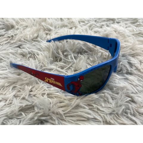 Kính mát chống tia UV Hoạt hình người nhện Spider Man Marvel cực kỳ cá tính cho bé
