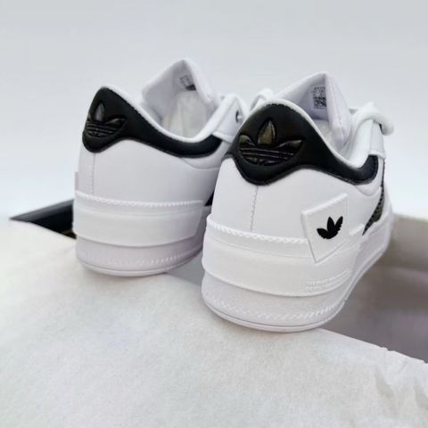 Giày Thể Thao ADV Rey Galle Chalk White Hazy Green - Sneaker Đen Trắng Mới Chất Lượng Cao, Thỏa Ước Đam Mê Thời Trang