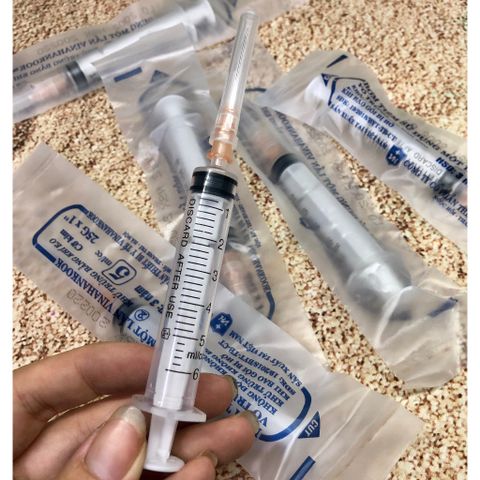 Combo 10 Ống Bơm Tiêm Sử Dụng Một Lần Vinahankook 5ml/cc - Thiết Bị Y Tế Chất Lượng Cao, Tiêu Chuẩn ISO, Dùng An Toàn Cho Sức Khỏe