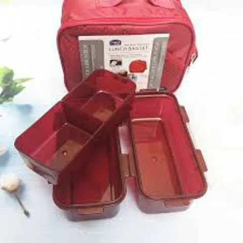Bộ Hộp Cơm  Gồm 2 Hộp Và Túi, Thìa, Dĩa LocknLock HPL762DR - Hàng Chính Hãng