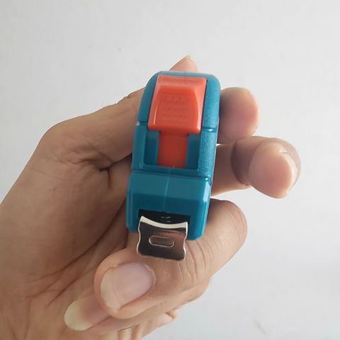 Thước kéo thép nền vàng 2mx13mm total TMT126321