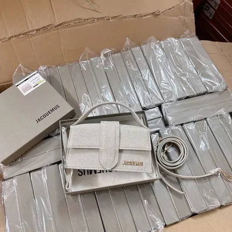 Túi Xách Nữ Jacquen Quai Bản To Size 20 Da Trơn Cao Cấp Fullbox - Phong Cách Thời Trang Sang Trọng và Tiện Dụng