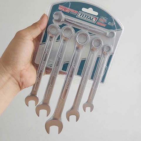 Bộ Cờ Lê Vòng Miệng 6 Chi Tiết 8-17mm Total THT102266 - Dụng Cụ Cầm Tay Tiện Lợi, Chất Liệu Thép CR-V Chắc Chắn