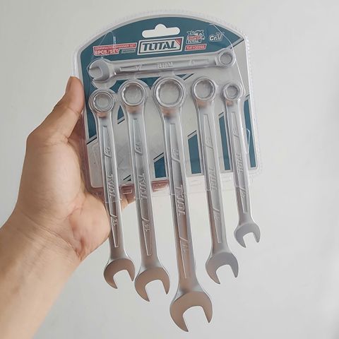 Bộ Cờ Lê Vòng Miệng 6 Chi Tiết 8-17mm Total THT102266 - Dụng Cụ Cầm Tay Tiện Lợi, Chất Liệu Thép CR-V Chắc Chắn