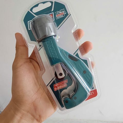 Dụng Cụ Cắt Ống Kim Loại Total THT53321 - Đường Kính 3-32mm, Chính Xác, Bền Bỉ, Dễ Sử Dụng cho Đồng và Nhôm