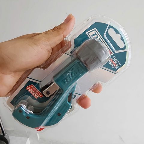 Dụng Cụ Cắt Ống Kim Loại Total THT53321 - Đường Kính 3-32mm, Chính Xác, Bền Bỉ, Dễ Sử Dụng cho Đồng và Nhôm