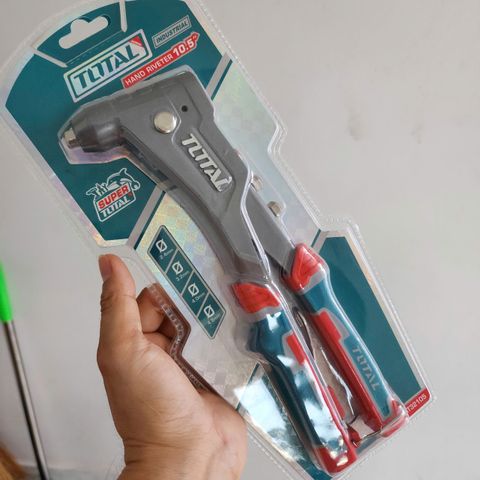 Kìm Rút Đinh Rivê Total THT32105 - Đa Kích Cỡ 2.4-4.8mm, Thân Kim Loại Bền Bỉ, Tay Cầm Chống Trượt, Phù Hợp Thi Công Nội Thất