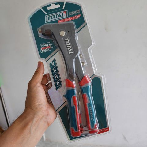 Kìm Rút Đinh Rivê Total THT32105 - Đa Kích Cỡ 2.4-4.8mm, Thân Kim Loại Bền Bỉ, Tay Cầm Chống Trượt, Phù Hợp Thi Công Nội Thất