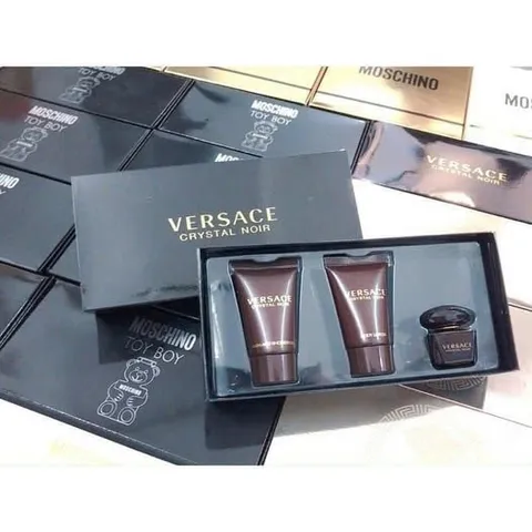 Bộ Mỹ Phẩm Versace Crystal Noir - Nước Hoa & Sữa Dưỡng Thể 25ml + 5ml - Sang Trọng & Quyến Rũ
