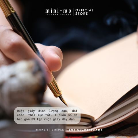 Sổ Tay Da Bò VEG TAN MINI-MO Midori A5 – Hoàn Thiện, Nhuộm Màu Thủ Công, Khắc Tên Miễn Phí