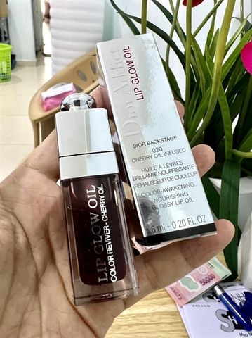 Son Dưỡng Môi Dior Maximizer Addict Lip Glow Oil 020 (6ml) - Giúp Cấp Ẩm và Tăng Độ Bóng Môi Tự Nhiên, Thích Hợp Cho Mọi Loại Da