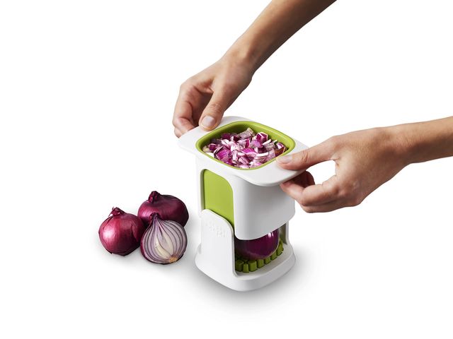 Dụng cụ cắt rau củ Joseph Joseph ChopCup 20175 - Dao sắc bén, thu gom dễ dàng, dễ vệ sinh - Tiện lợi cho nhà bếp