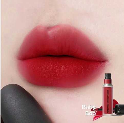 Son Mac 975 Ruby Boo - Son Kem Đỏ Thuần Đẹp Quyến Rũ, Đẳng Cấp Mỹ, Dễ Sử Dụng, Giữ Màu Lâu, Trang Điểm Tự Tin