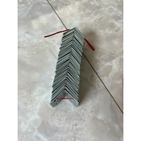 Pat ke sắt vuông 3F5 hàng đẹp cứng cáp